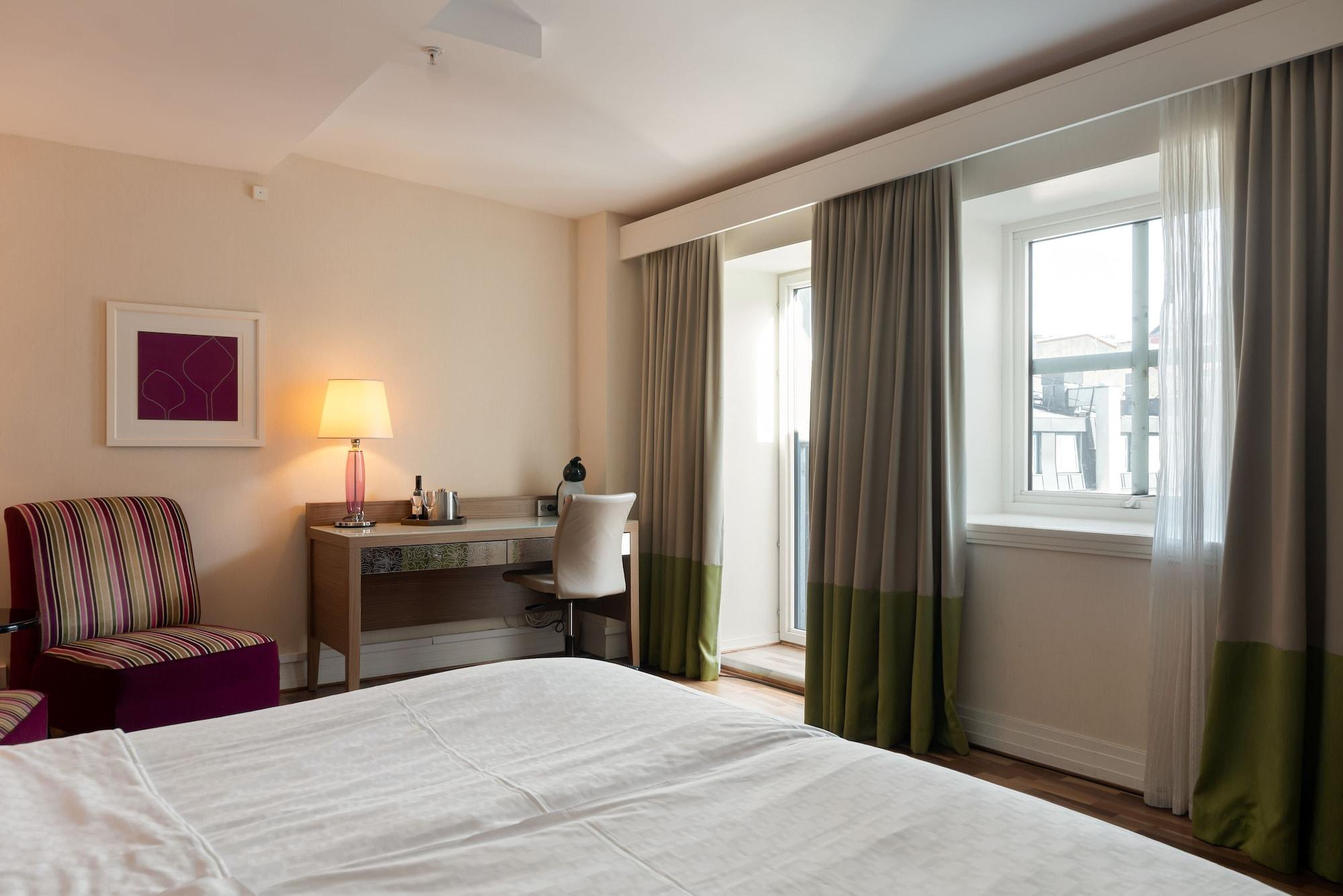 Hotel Elite Esplanade 4*